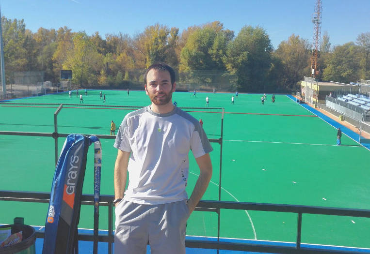 Marcos in the Field Hockey pitch of Madrid Federation